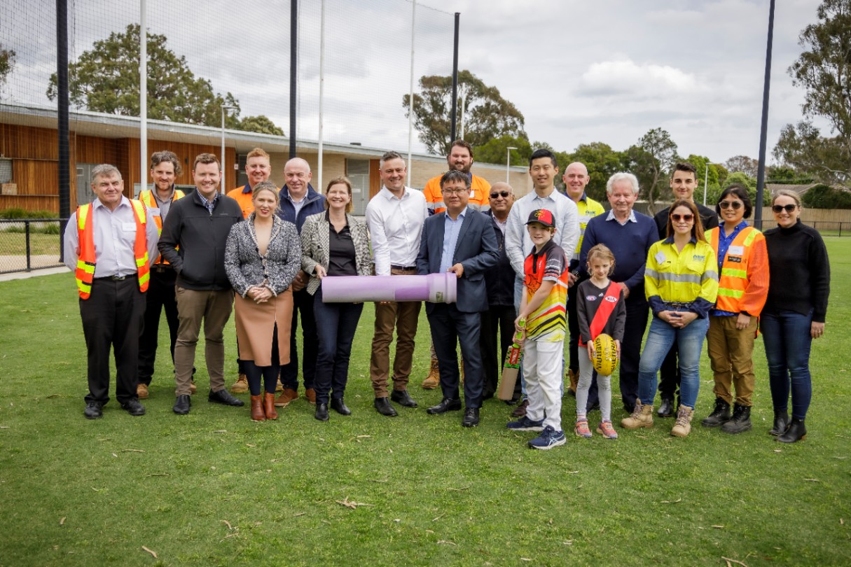 The Victorian Government is securing Victoria’s future water supply with early works on the Dingley Recycled Water Scheme underway, unlocking an additional 1.8 gigalitres of sustainable recycled water each year for communities and local businesses. 